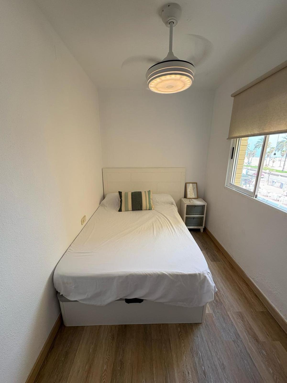 Apartamento 1ª Linea En Playa De Gandia Kültér fotó